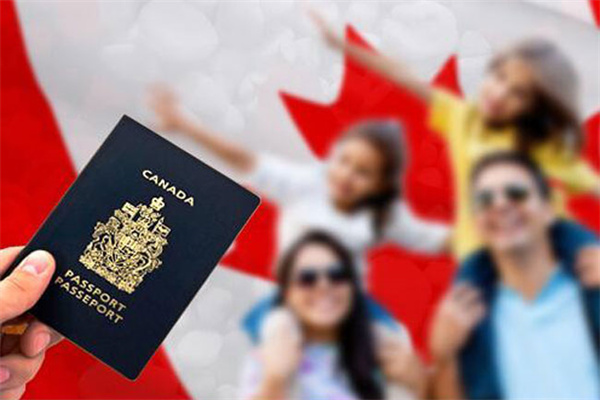 普通家庭如何移民加拿大