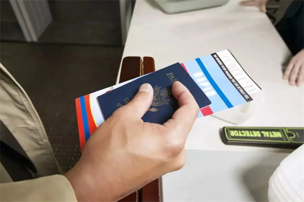 美国绿卡持有者如何帮配偶申请绿卡