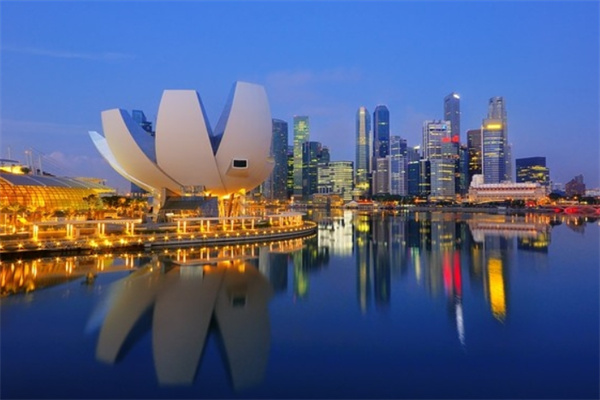 新加坡移民手续复杂吗？