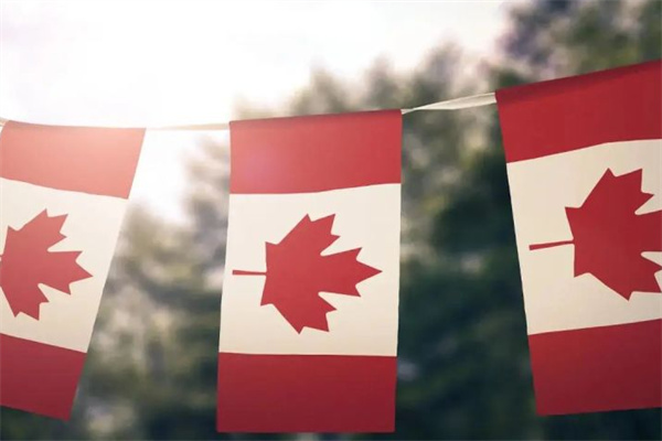 加拿大萨省移民您符合申请条件吗？