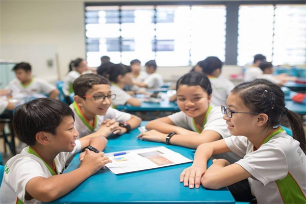 探索新加坡移民后的教育资源