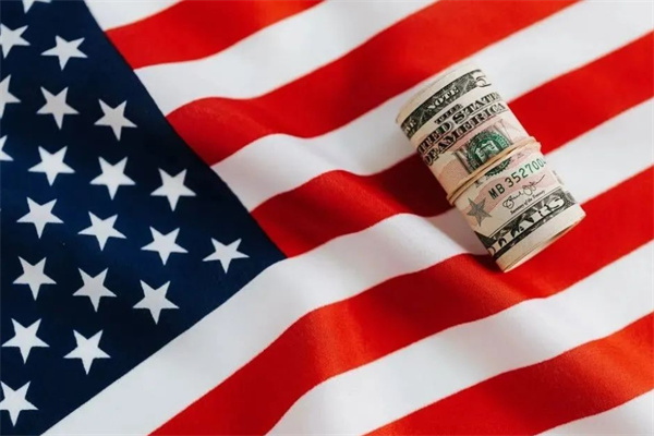 美国投资移民花费多少？