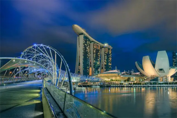 新加坡移民申请的语言要求