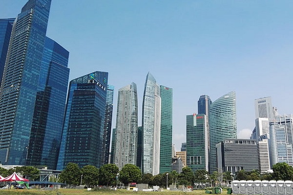 不会英语想移民新加坡可能吗